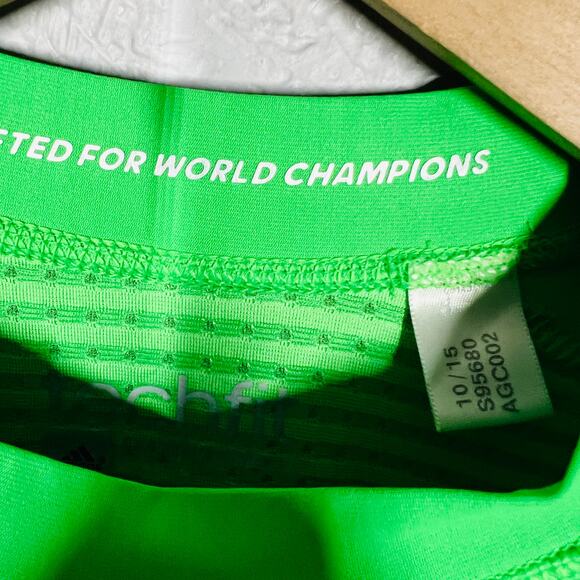 Adidas TechFit Long Sleeve Pullover Top Sport Green - M - Picture 4 of 4